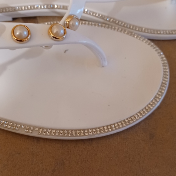 Carvela Kurt Geiger Pearl Jeweled & Rhinestones Flip Flop Sandals Size EU 40 - Picture 8 of 14